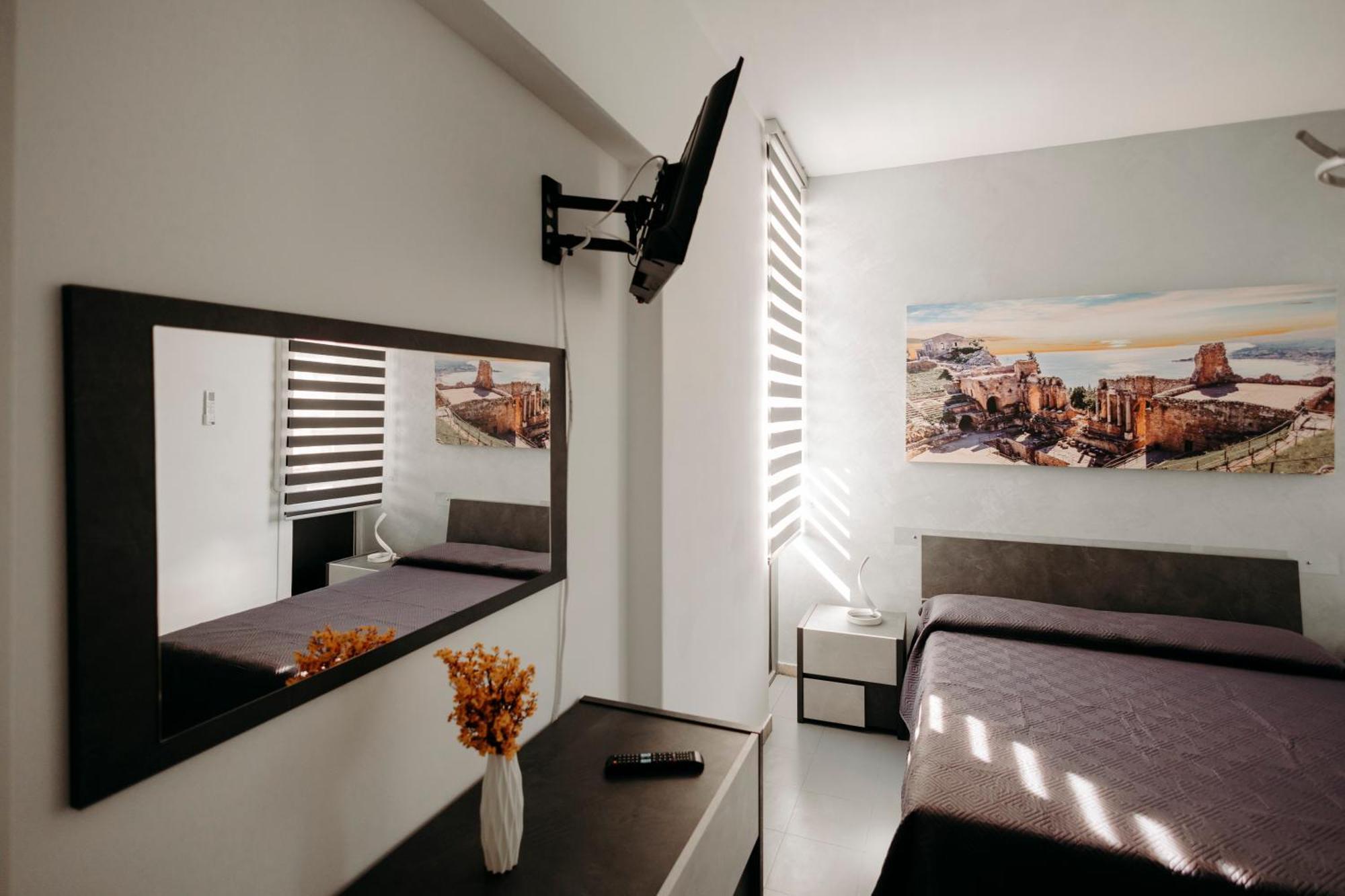Katania Secret Hotel Bilik gambar